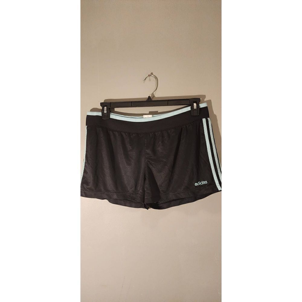 Adidas 2pc Short Set - Picture 4 of 5